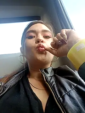 miss berlyn online show from December 14, 2025, 8:14 pm