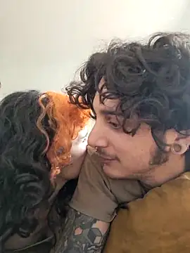 GroovyBlossom online show from December 1, 2025, 4:19 pm