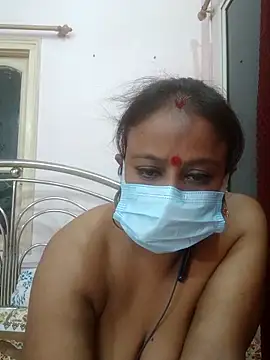 Snapshot of Barna_Love chatting on April 27, 2026, 6:39 pm Barna Love online show from April 27, 2026, 6:39 pm