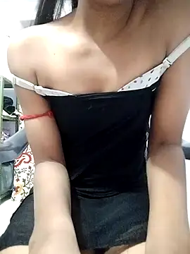 Naina 04 online show from November 18, 2025, 3:48 pm