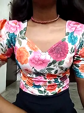 Naina 04 online show from October 4, 2025, 2:57 am