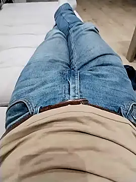 Pio185 online show from November 18, 2025, 10:02 pm