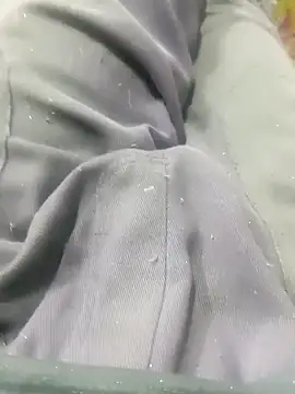 safadinhoo007 online show from December 16, 2025, 4:06 am