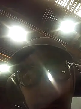 safadinhoo007 online show from October 26, 2025, 1:11 pm