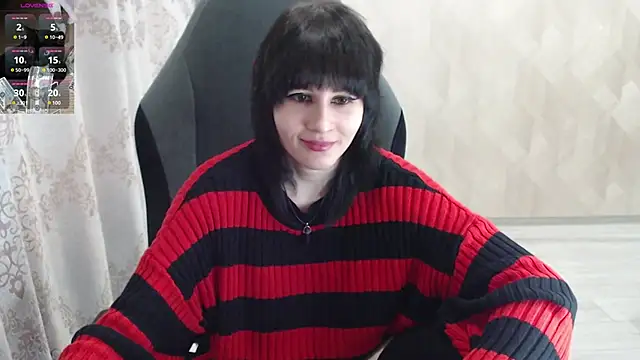 Snapshot of MistyDark chatting on September 17, 2025, 9:33 am MistyDark online show from September 17, 2025, 9:33 am