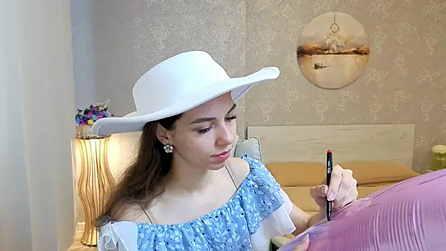 Snapshot of KellyShines chatting on June 15, 2026, 1:22 pm KellyShines online show from June 15, 2026, 1:22 pm