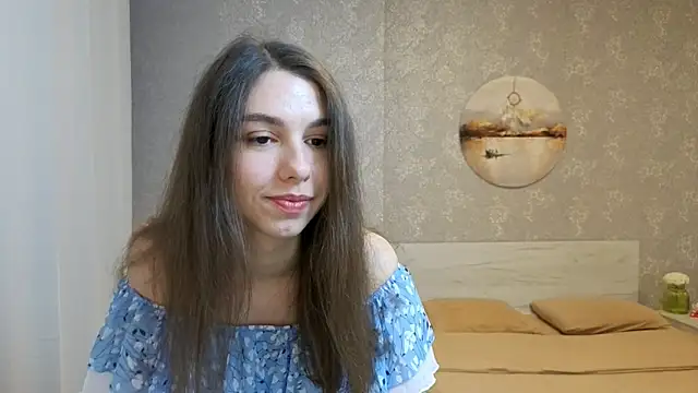 Snapshot of KellyShines chatting on June 3, 2026, 6:23 pm KellyShines online show from June 3, 2026, 6:23 pm