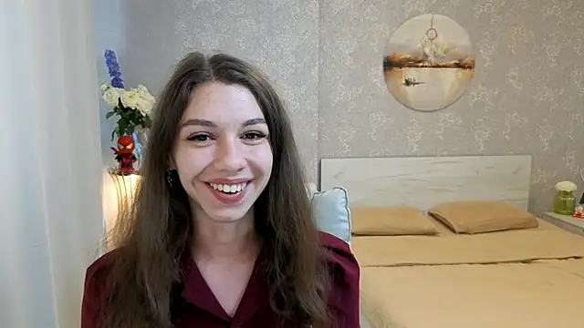 Snapshot of KellyShines chatting on July 6, 2026, 5:14 am KellyShines online show from July 6, 2026, 5:14 am