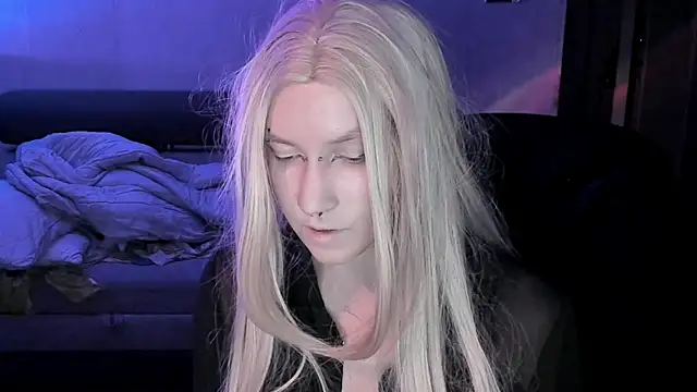 Snapshot of Akira-ivy chatting on February 10, 2026, 3:00 pm Akira-ivy online show from February 10, 2026, 3:00 pm