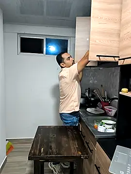 stivenlujan69 online show from October 8, 2025, 1:07 am