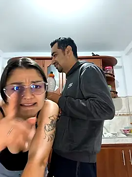 stivenlujan69 online show from February 22, 2026, 1:08 am