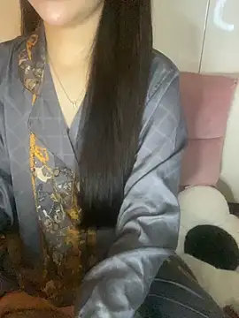 RubyBerry online show from November 12, 2025, 6:28 am