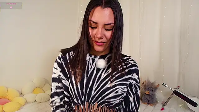 Snapshot of Isa_laurentt_ chatting on July 18, 2026, 7:55 pm Isa laurentt online show from July 18, 2026, 7:55 pm