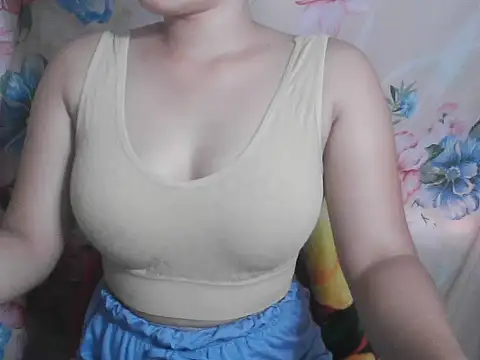 Katie Winslet online show from October 9, 2025, 11:49 pm