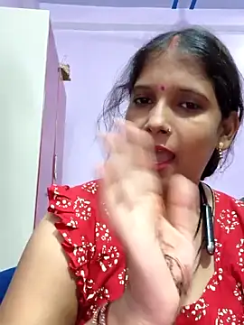 Sonalihot  online show from May 31, 2026, 6:20 pm