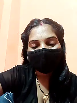 Payal-001 online show from October 21, 2025, 7:24 pm