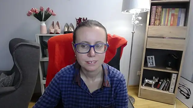 Snapshot of sweetxLizzy chatting on November 20, 2025, 5:30 am sweetxLizzy online show from November 20, 2025, 5:30 am