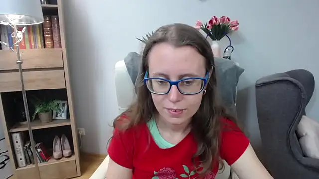 Snapshot of sweetxLizzy chatting on June 16, 2026, 4:23 am sweetxLizzy online show from June 16, 2026, 4:23 am