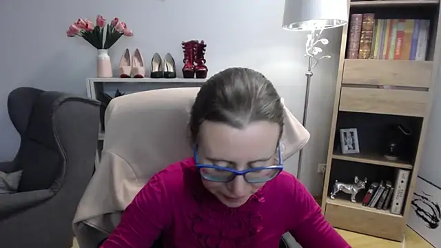 Snapshot of sweetxLizzy chatting on November 27, 2025, 5:30 am sweetxLizzy online show from November 27, 2025, 5:30 am