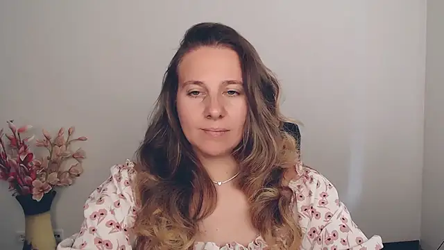 Snapshot of Darklure_ chatting on September 15, 2025, 1:44 pm Darklure  online show from September 15, 2025, 1:44 pm