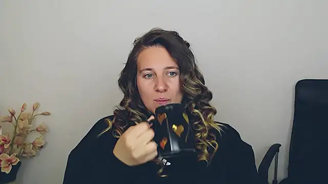 Snapshot of Darklure_ chatting on September 29, 2025, 4:01 pm Darklure  online show from September 29, 2025, 4:01 pm