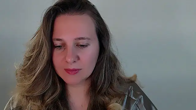 Snapshot of Darklure_ chatting on September 20, 2025, 10:59 pm Darklure  online show from September 20, 2025, 10:59 pm