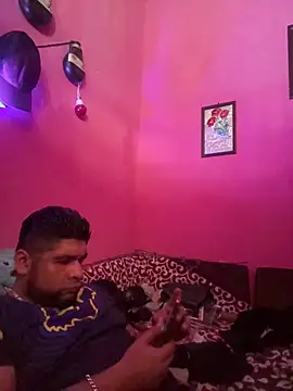 Snapshot of RandalHot chatting on December 20, 2025, 8:55 pm RandalHot online show from December 20, 2025, 8:55 pm