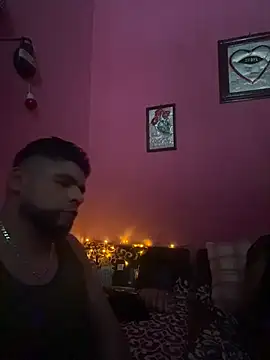 Snapshot of RandalHot chatting on December 22, 2025, 5:46 pm RandalHot online show from December 22, 2025, 5:46 pm