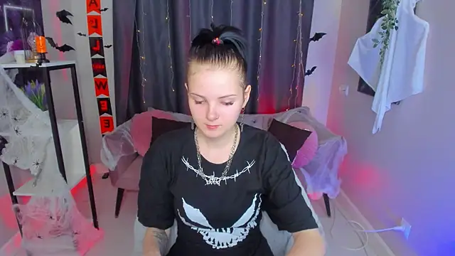 Leila xxBaby online show from October 24, 2025, 11:53 am