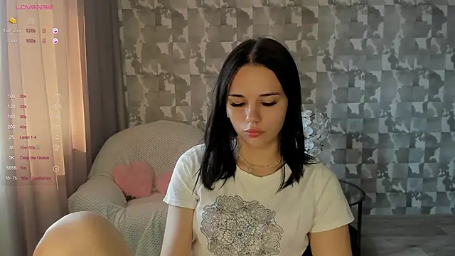 Snapshot of Kseni_a chatting on September 9, 2025, 10:14 am Kseni a online show from September 9, 2025, 10:14 am