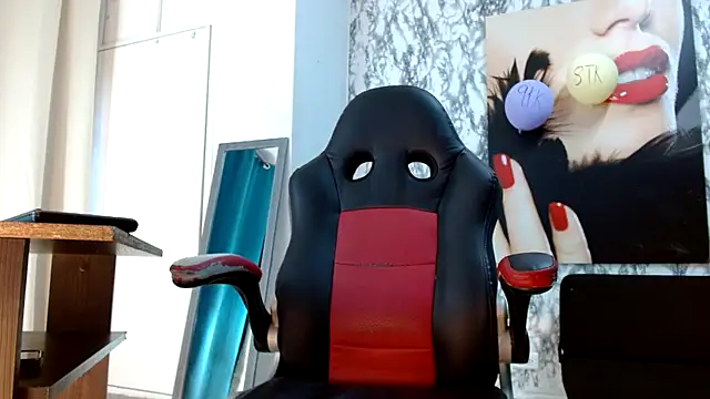 mariani smith online show from November 7, 2025, 11:59 am