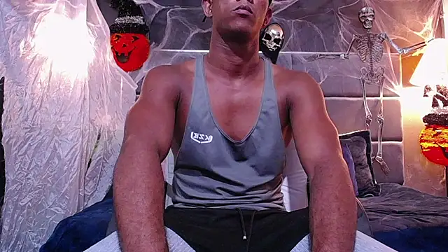 Snapshot of blackbignude chatting on October 31, 2025, 1:24 am blackbignude online show from October 31, 2025, 1:24 am