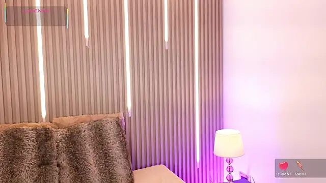 Snapshot of Dulcey_ chatting on February 6, 2026, 10:17 pm Dulcey online show from February 6, 2026, 10:17 pm