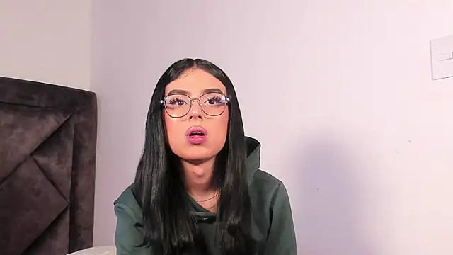 Snapshot of SamanthaRivas_ chatting on September 19, 2025, 10:14 pm SamanthaRivas online show from September 19, 2025, 10:14 pm