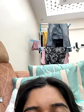 desitease online show from November 7, 2025, 9:14 am