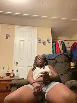 Snapshot of BigWayneDC chatting on October 22, 2025, 5:29 am BigWayneDC online show from October 22, 2025, 5:29 am