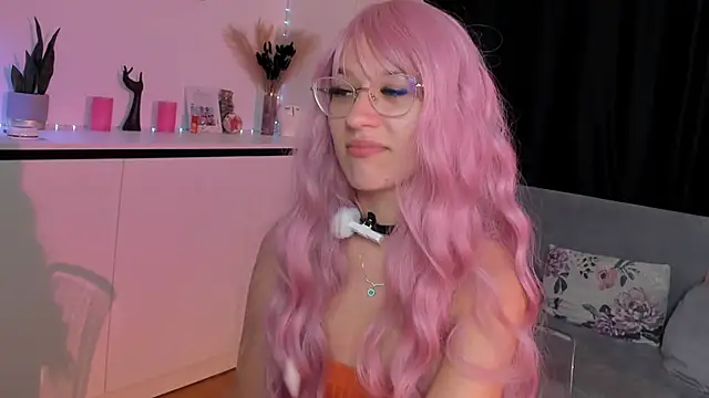 Snapshot of EvaBllake chatting on October 4, 2025, 5:53 am EvaBllake online show from October 4, 2025, 5:53 am