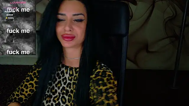 NaomiScarlet online show from October 28, 2025, 5:45 pm