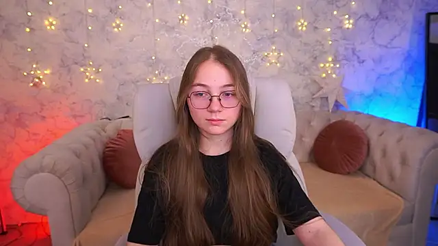 Snapshot of ArrinaWairr chatting on February 4, 2026, 9:04 am ArrinaWairr online show from February 4, 2026, 9:04 am