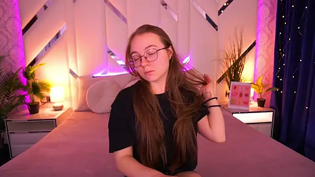 Snapshot of ArrinaWairr chatting on February 19, 2026, 9:50 am ArrinaWairr online show from February 19, 2026, 9:50 am