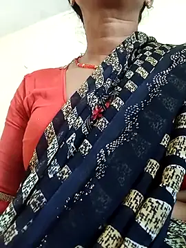 Snapshot of Cutreet chatting on September 10, 2025, 4:55 am Cutreet online show from September 10, 2025, 4:55 am