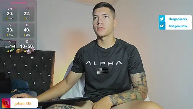 thiago oliveiraa online show from October 10, 2025, 12:06 pm