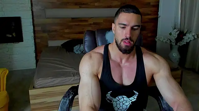Snapshot of IvanHydee chatting on June 5, 2026, 4:28 am IvanHydee online show from June 5, 2026, 4:28 am