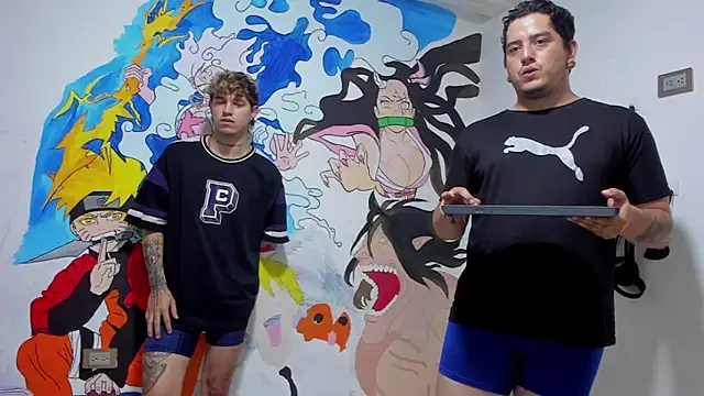 Snapshot of RoxyandAron2 chatting on September 11, 2025, 1:16 am RoxyandAron2 online show from September 11, 2025, 1:16 am