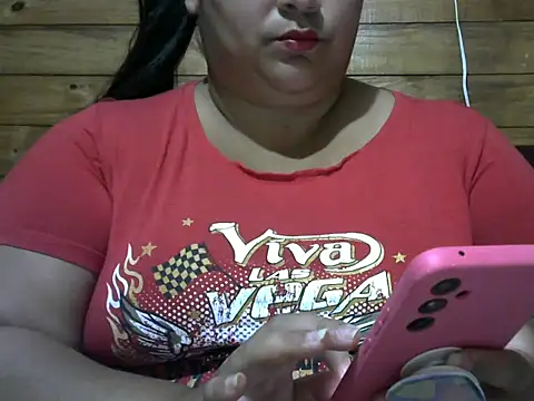 MARRENTINHA34 online show from November 13, 2025, 4:55 pm