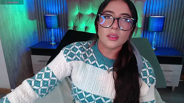 Snapshot of Bonnali_lune chatting on December 4, 2025, 10:31 pm Bonnali lune online show from December 4, 2025, 10:31 pm