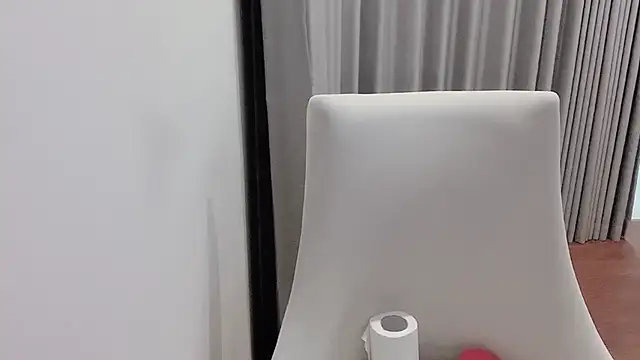 Azami Chan online show from October 23, 2025, 1:43 pm