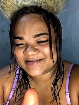 melcarioca1111 online show from December 19, 2025, 4:05 am