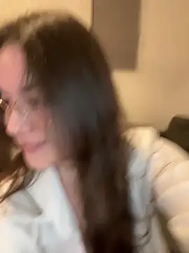 liloush   online show from March 1, 2026, 9:26 pm