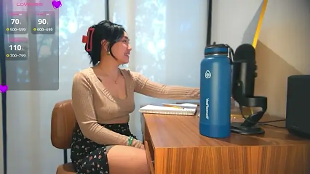 Snapshot of yuzhara chatting on October 29, 2025, 1:21 pm yuzhara online show from October 29, 2025, 1:21 pm